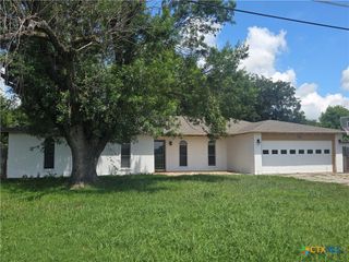 902 Church Avenue, Troy, TX 76579