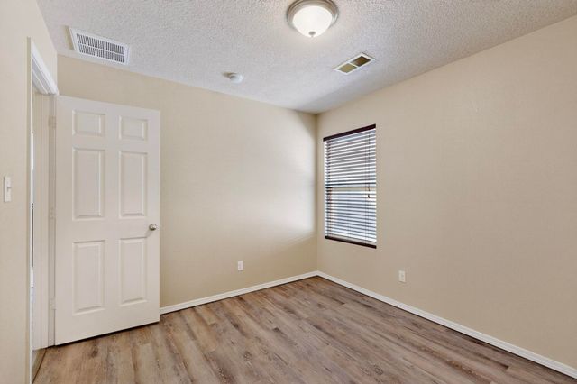 3717 LUCID MEADOWS Drive NE, Rio Rancho, NM 87144