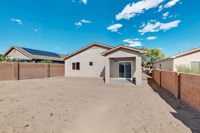 3717 LUCID MEADOWS Drive NE, Rio Rancho, NM 87144