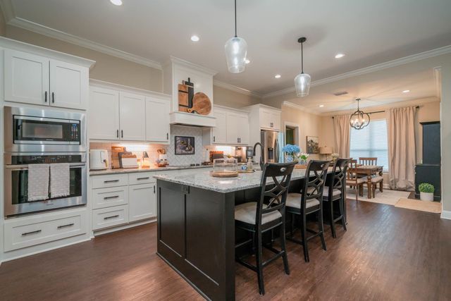 4521 Windsor Park Lane, Kilgore, TX 75662