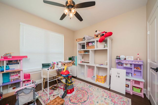 4521 Windsor Park Lane, Kilgore, TX 75662