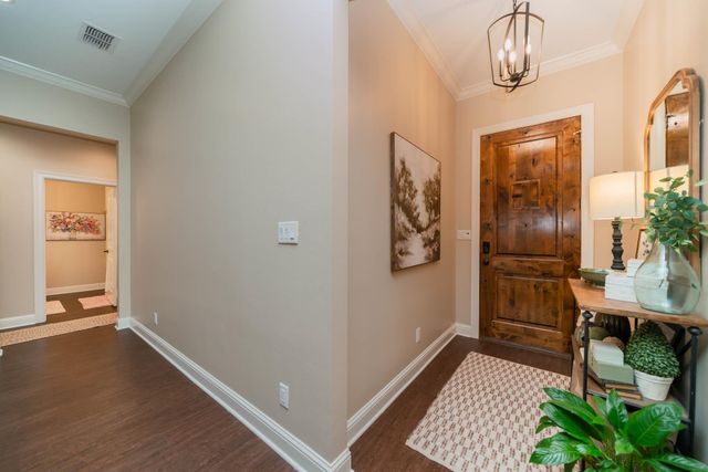 4521 Windsor Park Lane, Kilgore, TX 75662