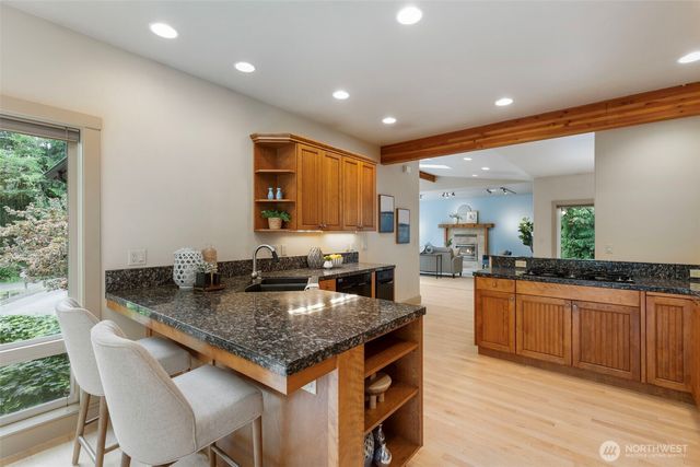 382 Windship Drive, Port Townsend, WA 98368