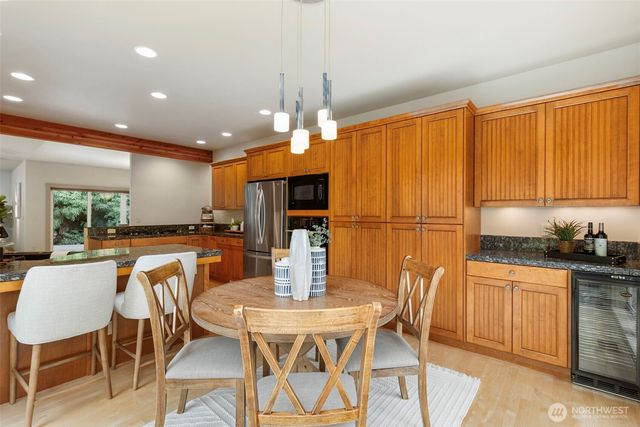 382 Windship Drive, Port Townsend, WA 98368