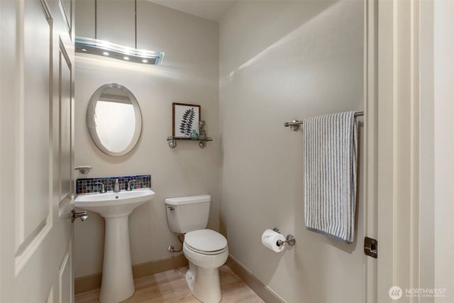 382 Windship Drive, Port Townsend, WA 98368