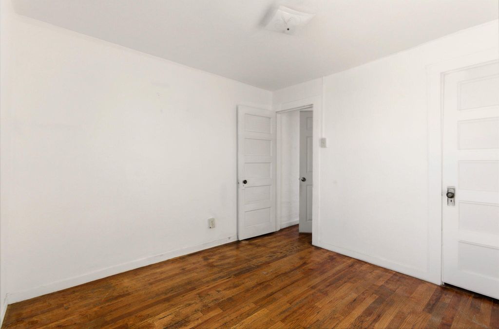 Image 30 of property listing at 518 Kinley Avenue NW, Albuquerque, NM 87102