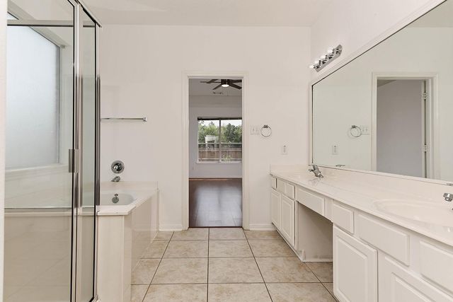 46 S April Mist Circle, Conroe, TX 77385