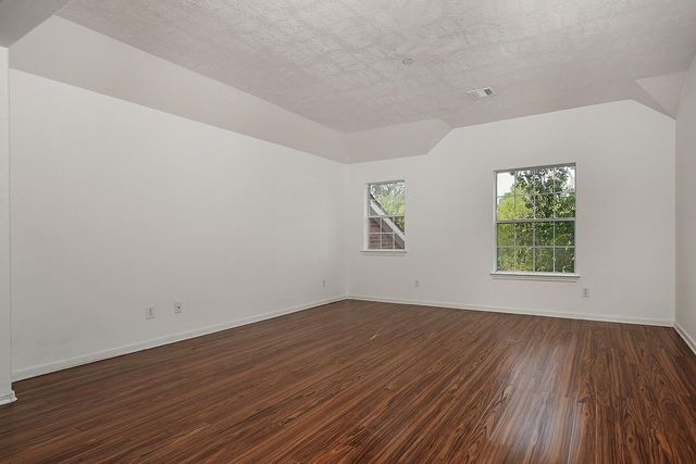 46 S April Mist Circle, Conroe, TX 77385