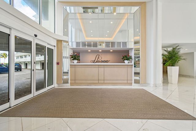 100 Sunrise Avenue 308, Palm Beach, FL 33480