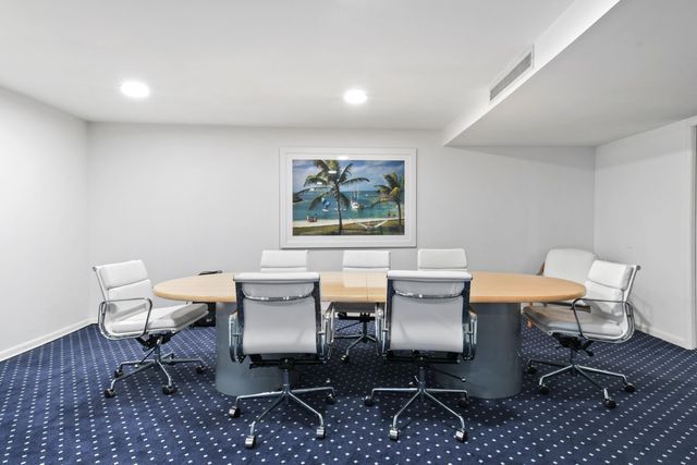 100 Sunrise Avenue 308, Palm Beach, FL 33480
