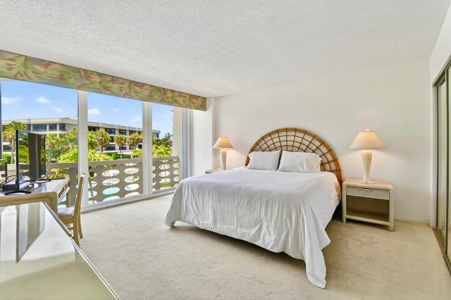 100 Sunrise Avenue 308, Palm Beach, FL 33480