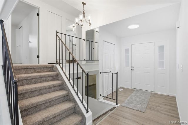 46182 Bartlett Drive, Canton, MI 48187