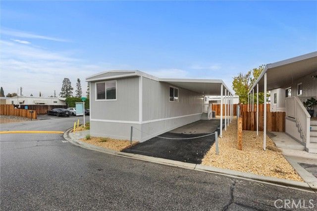 306 Kings Lane, Bakersfield, CA 93308