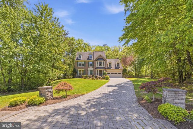 6762 BRONZE POST RD, Centreville, VA 20121