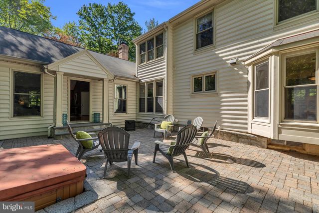 6762 BRONZE POST RD, Centreville, VA 20121