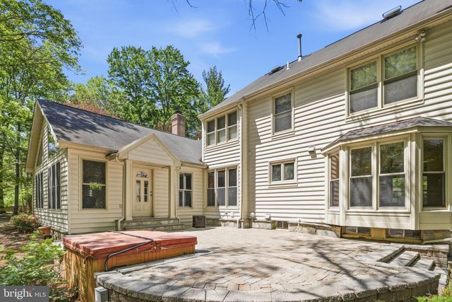 6762 BRONZE POST RD, Centreville, VA 20121