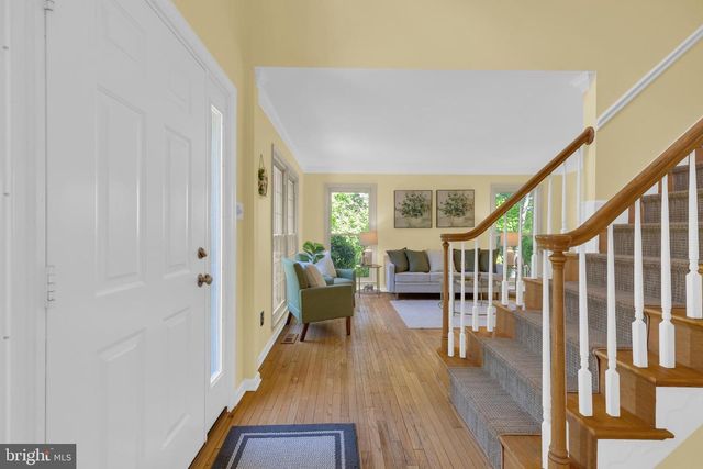 6762 BRONZE POST RD, Centreville, VA 20121