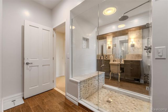 4054 Cranbrook Court, Bloomfield Hills, MI 48301