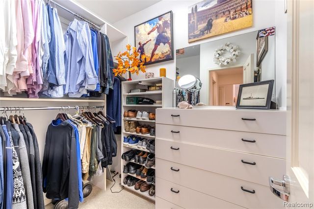 4054 Cranbrook Court, Bloomfield Hills, MI 48301