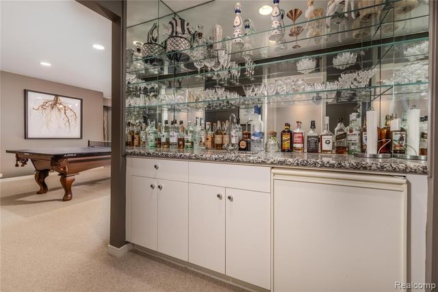 4054 Cranbrook Court, Bloomfield Hills, MI 48301