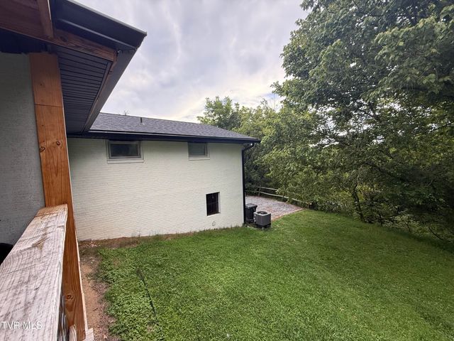 3068 Carrollwood Heights Road, Kingsport, TN 37660