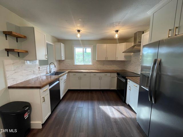 3068 Carrollwood Heights Road, Kingsport, TN 37660