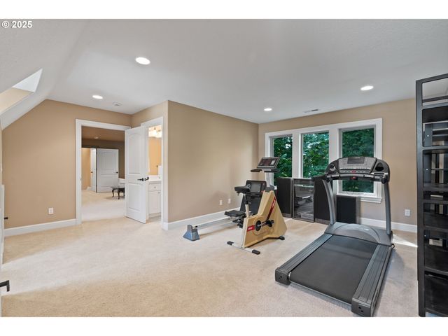 12320 Nw SARGENT Ln, Portland, OR 97231