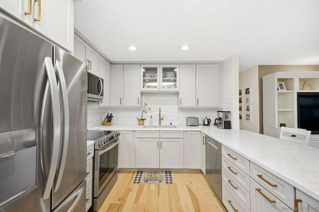 3620 Fireway Dr, San Diego, CA 92111