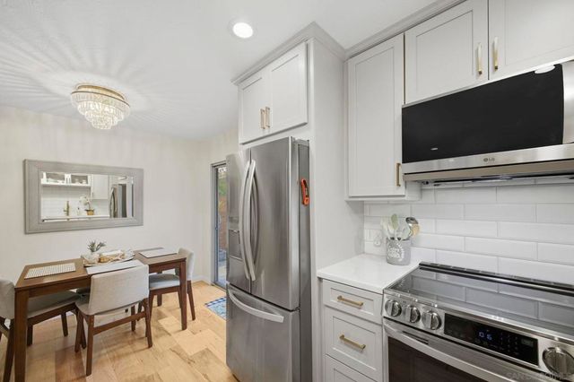 3620 Fireway Dr, San Diego, CA 92111