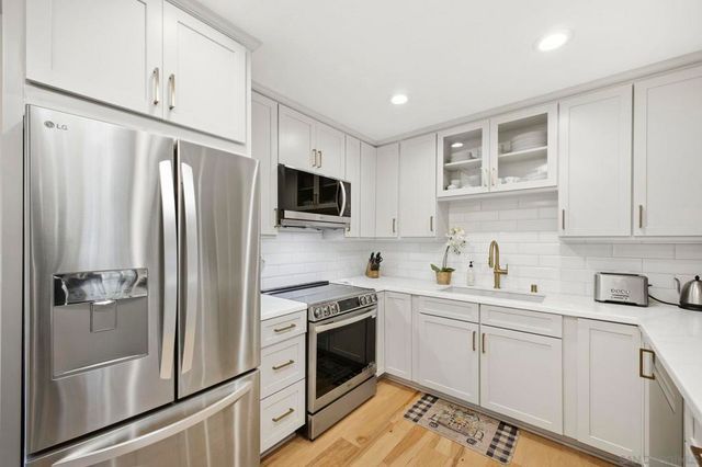 3620 Fireway Dr, San Diego, CA 92111