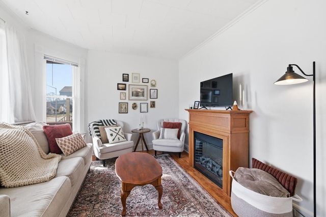 916 Arcadian AVENUE, Waukesha, WI 53186