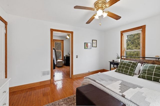 916 Arcadian AVENUE, Waukesha, WI 53186