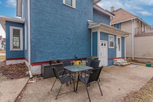 916 Arcadian AVENUE, Waukesha, WI 53186