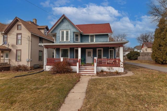 916 Arcadian AVENUE, Waukesha, WI 53186