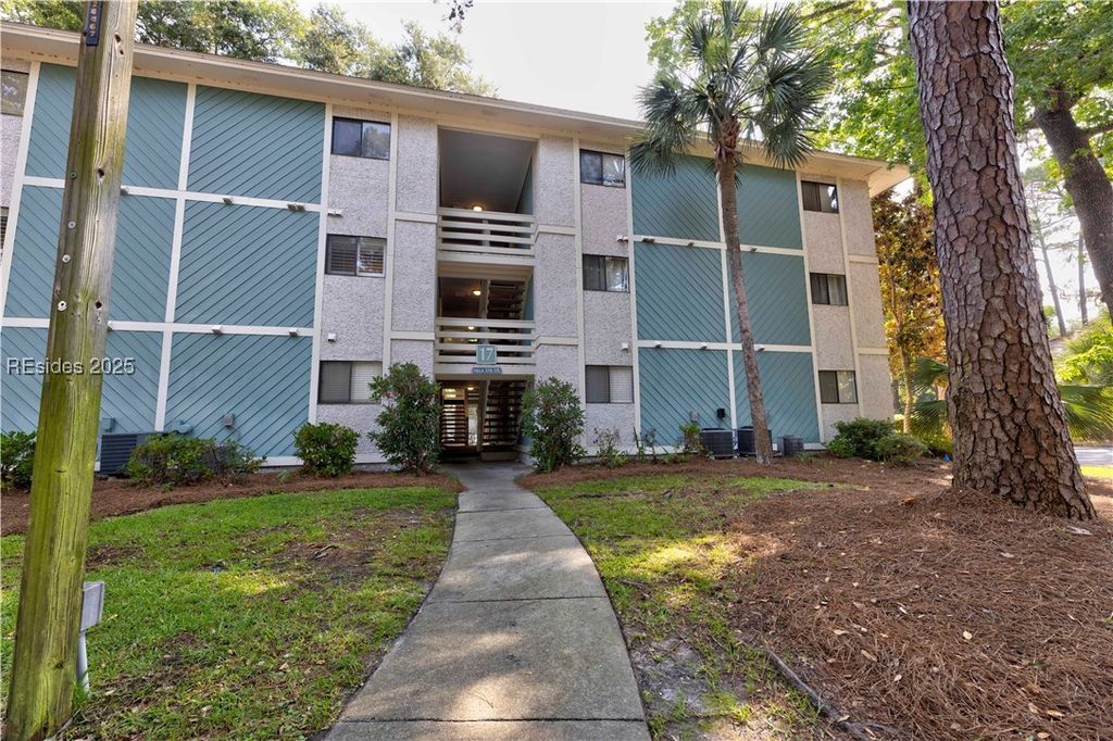 45 Folly Field Road 17H, Hilton Head Island, SC 29928