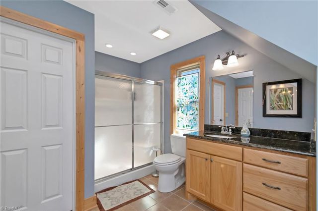 658 Green Point Lane, Boomer, NC 28606