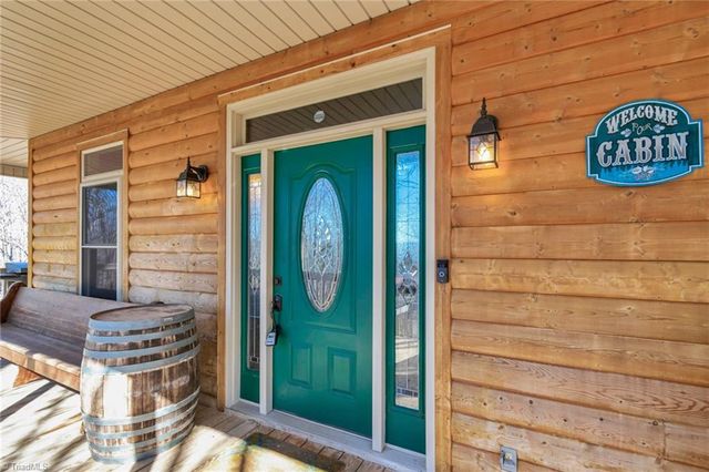 658 Green Point Lane, Boomer, NC 28606