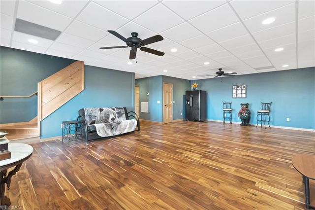 658 Green Point Lane, Boomer, NC 28606