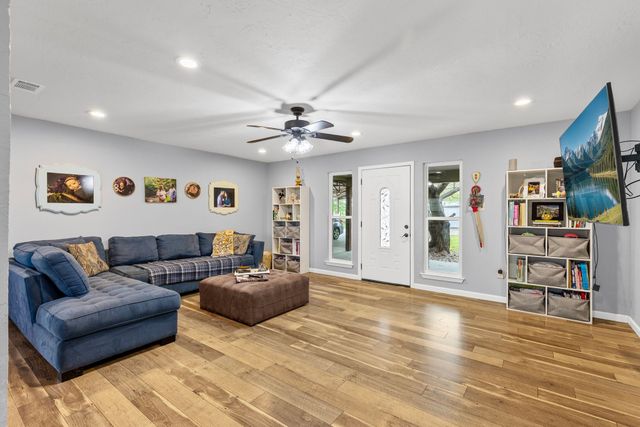 2799 State Highway 276, Emory, TX 75440