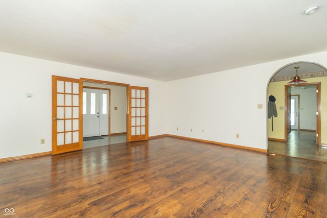 2460 E Hickory Boulevard, Greenfield, IN 46140