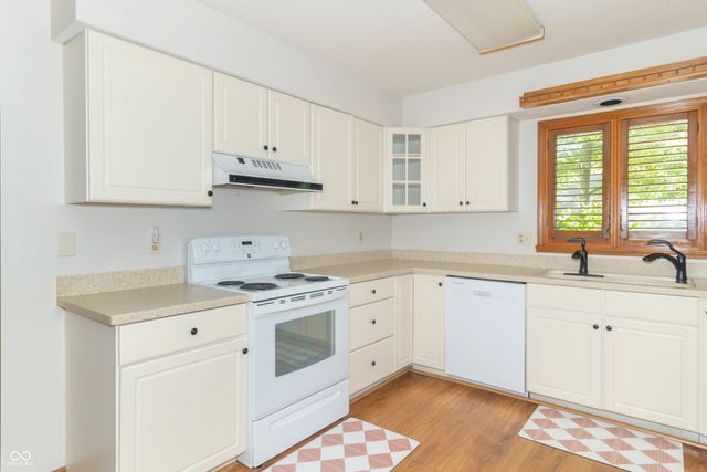 2460 E Hickory Boulevard, Greenfield, IN 46140