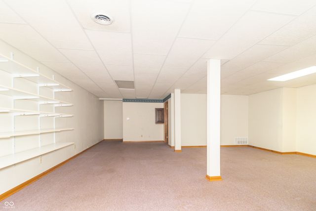 2460 E Hickory Boulevard, Greenfield, IN 46140