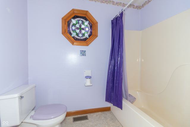 2460 E Hickory Boulevard, Greenfield, IN 46140