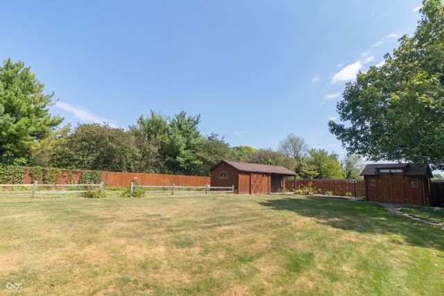 2460 E Hickory Boulevard, Greenfield, IN 46140