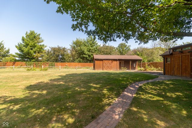 2460 E Hickory Boulevard, Greenfield, IN 46140
