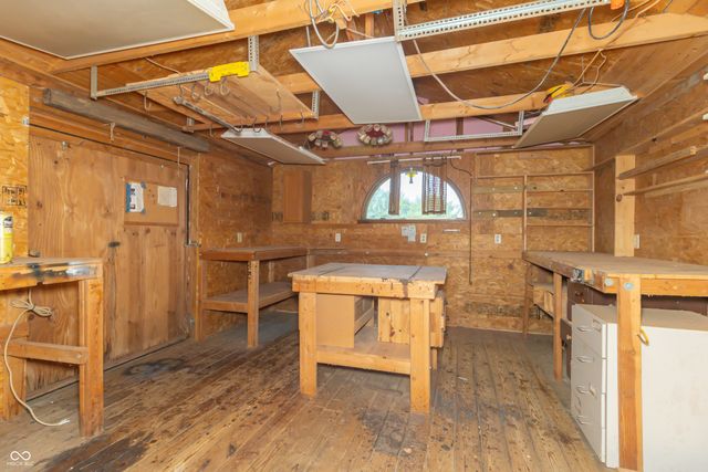 2460 E Hickory Boulevard, Greenfield, IN 46140