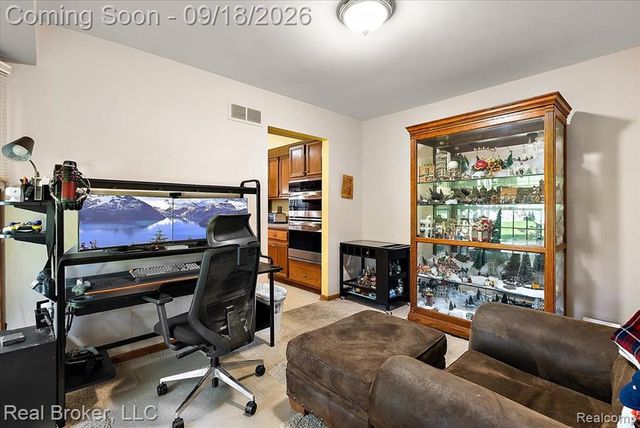 44744 Danbury Road, Canton, MI 48188