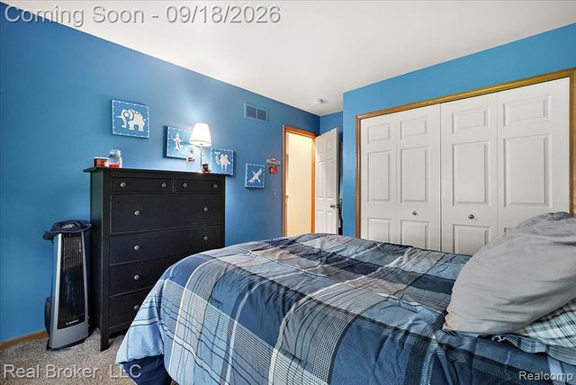 44744 Danbury Road, Canton, MI 48188