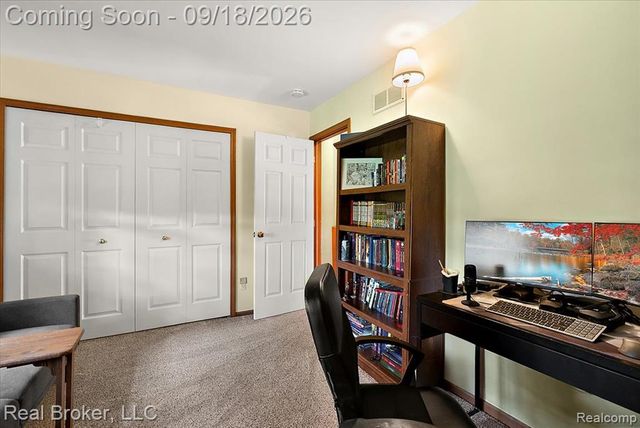 44744 Danbury Road, Canton, MI 48188