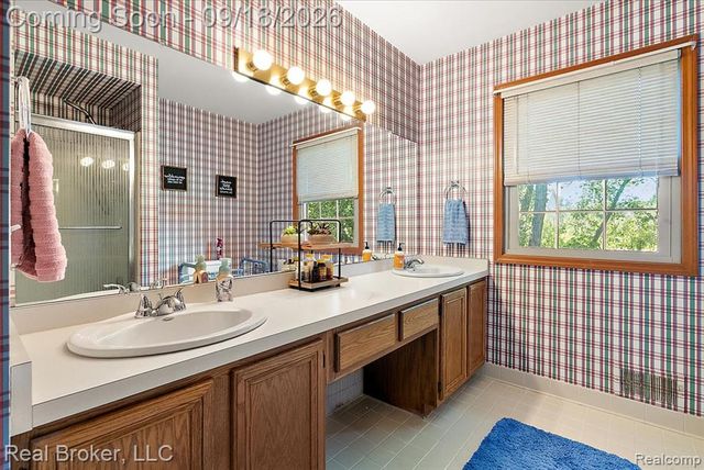 44744 Danbury Road, Canton, MI 48188